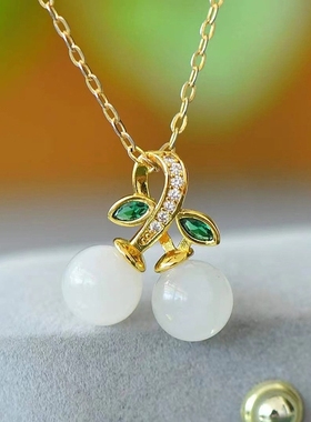 吊坠玉石项链锁骨链短款白色