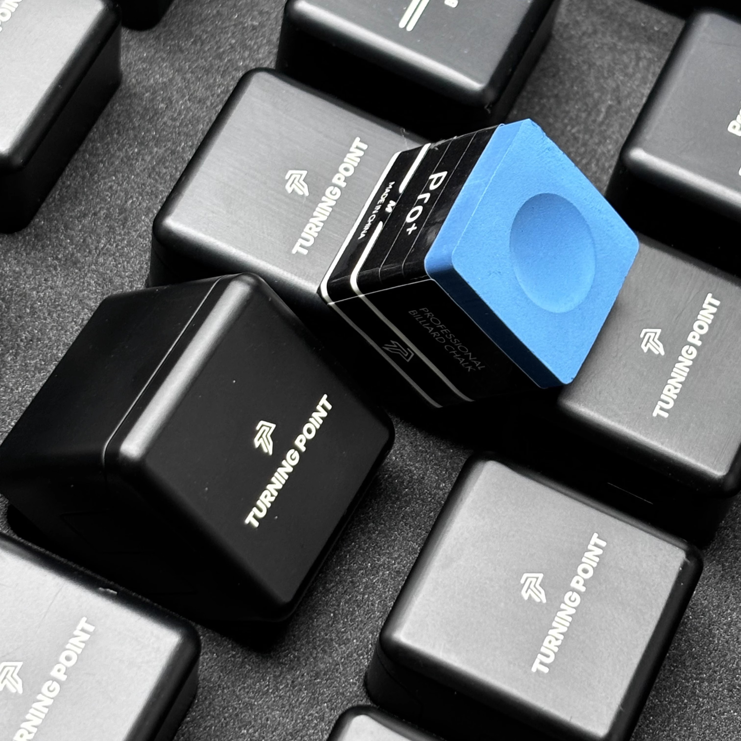 TP巧克粉PRO+职业版专业油性磁吸台球巧粉TP7500台球杆枪粉擦粉 - 图0