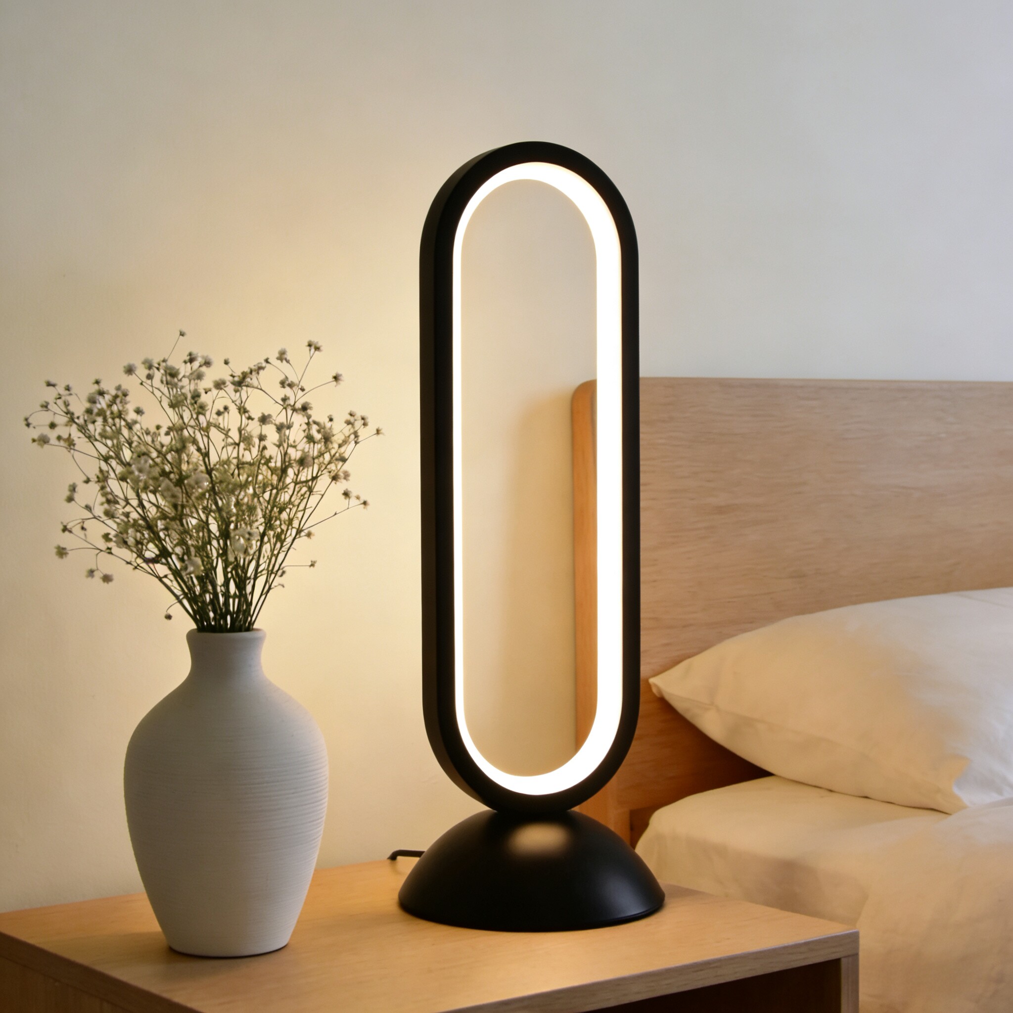 2025新款ins风北欧简约床头灯卧室创意台灯现代家居护眼小夜灯