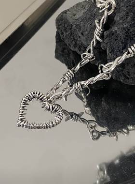Women Cross border Hip Hop Punk Couple Heart Necklace 项链