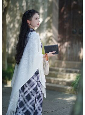 新中式仙女外披米白色流苏披肩镂空百搭针织开衫搭配旗袍薄款