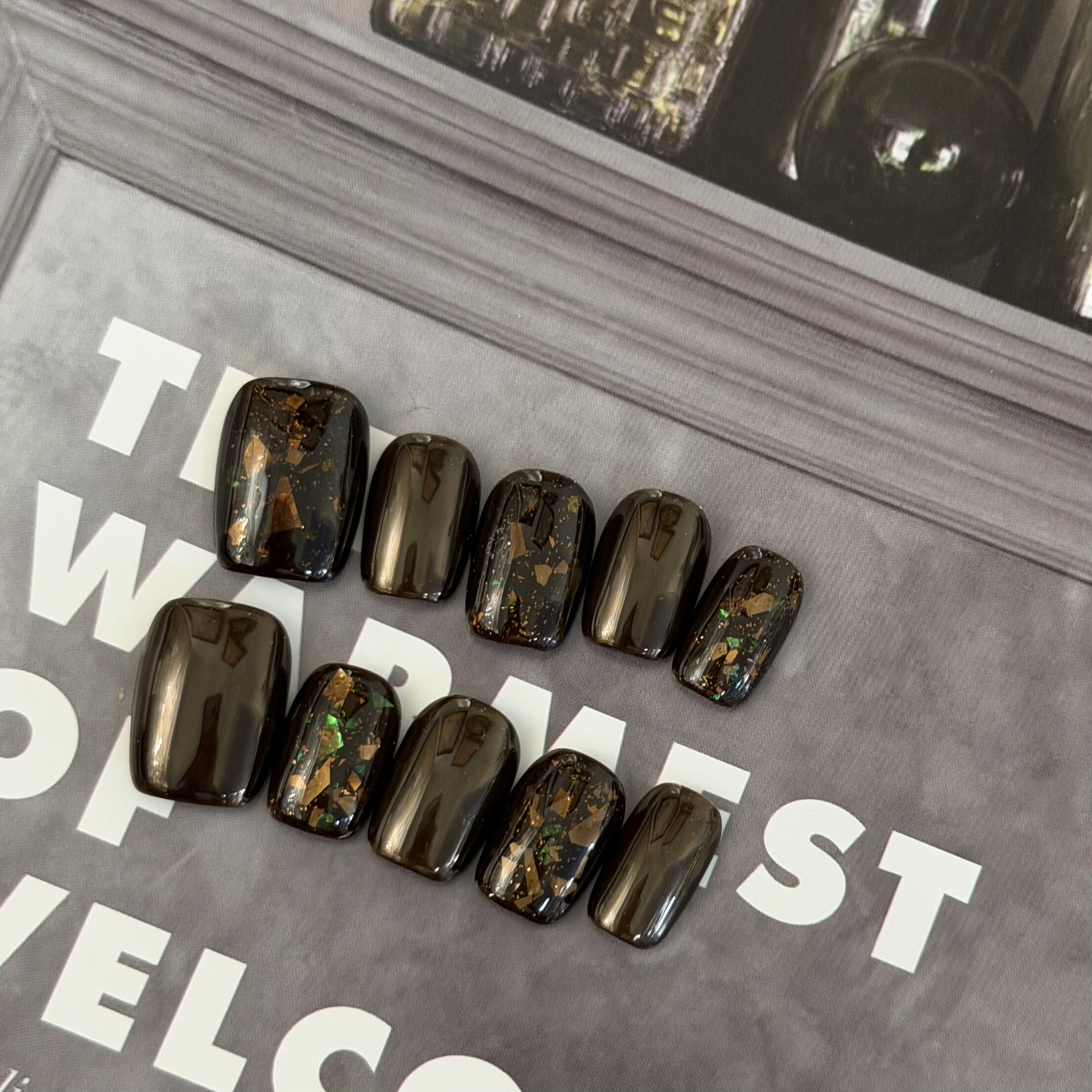 MUZINAIL·【琥珀糖浆】纯手工定制美甲韩风亮片爆闪轻奢短款美甲,淘宝优惠券,粉丝福利购,淘宝优惠卷