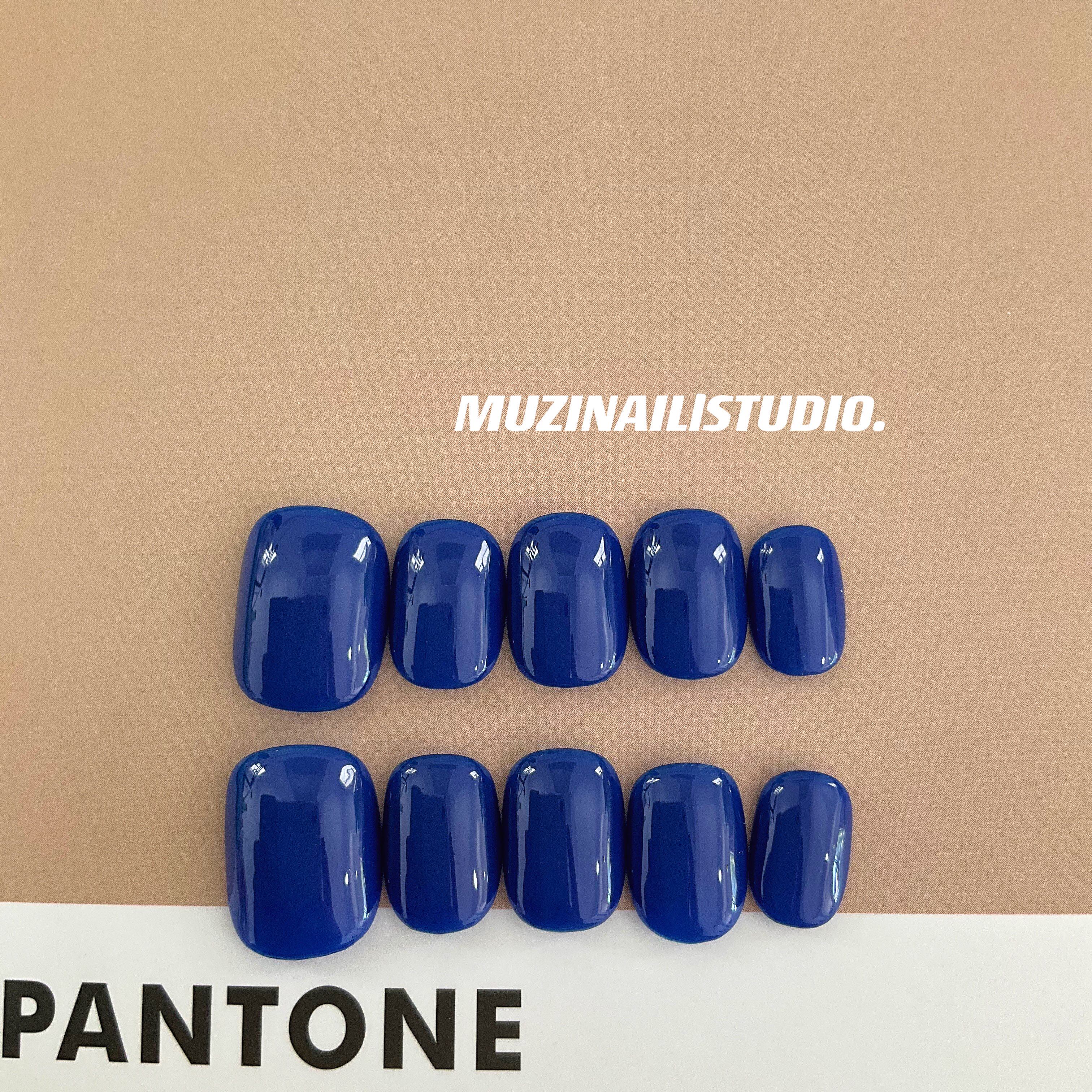 【MUZI穿戴甲】克莱因蓝纯色手工定制美甲短款美甲显白秋季新款,淘宝优惠券,粉丝福利购,淘宝优惠卷