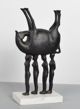 北欧现代样板房售楼处创意抽象金属拉手人雕塑摆件客厅家居工艺品