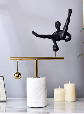 轻奢风金属体操运动员人物装饰品