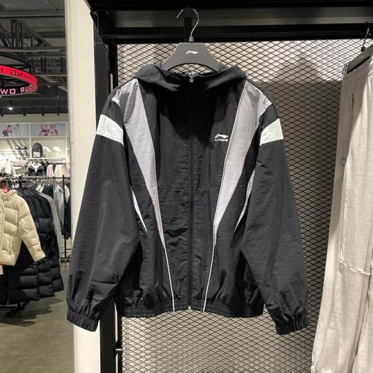 李宁男子连帽运动风衣春季款防泼水速干透气宽松休闲外套AFDU033