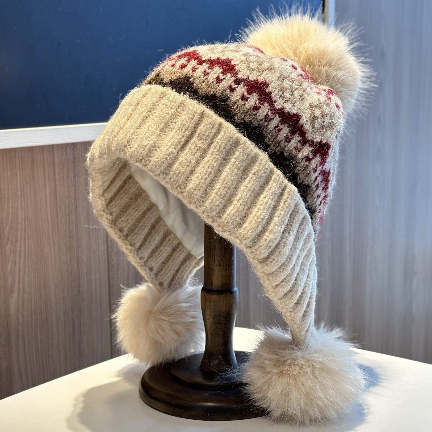 费尔岛风格纹提花毛球针织帽子女秋冬加厚双层保暖护耳毛绒毛线帽,淘宝优惠券,粉丝福利购,淘宝优惠卷