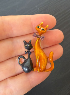 俏皮可爱两只猫咪个性滴油女式别针胸针