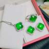 <Natural Jade>Chrysoprase Agate Stud Earrings