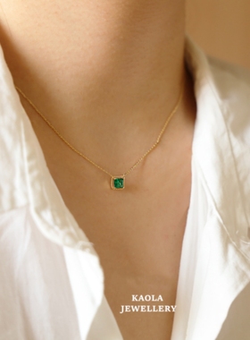 祖母绿方糖项链翡翠绿方单钻