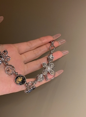 蝴蝶项链精致复古钮扣锁骨链女