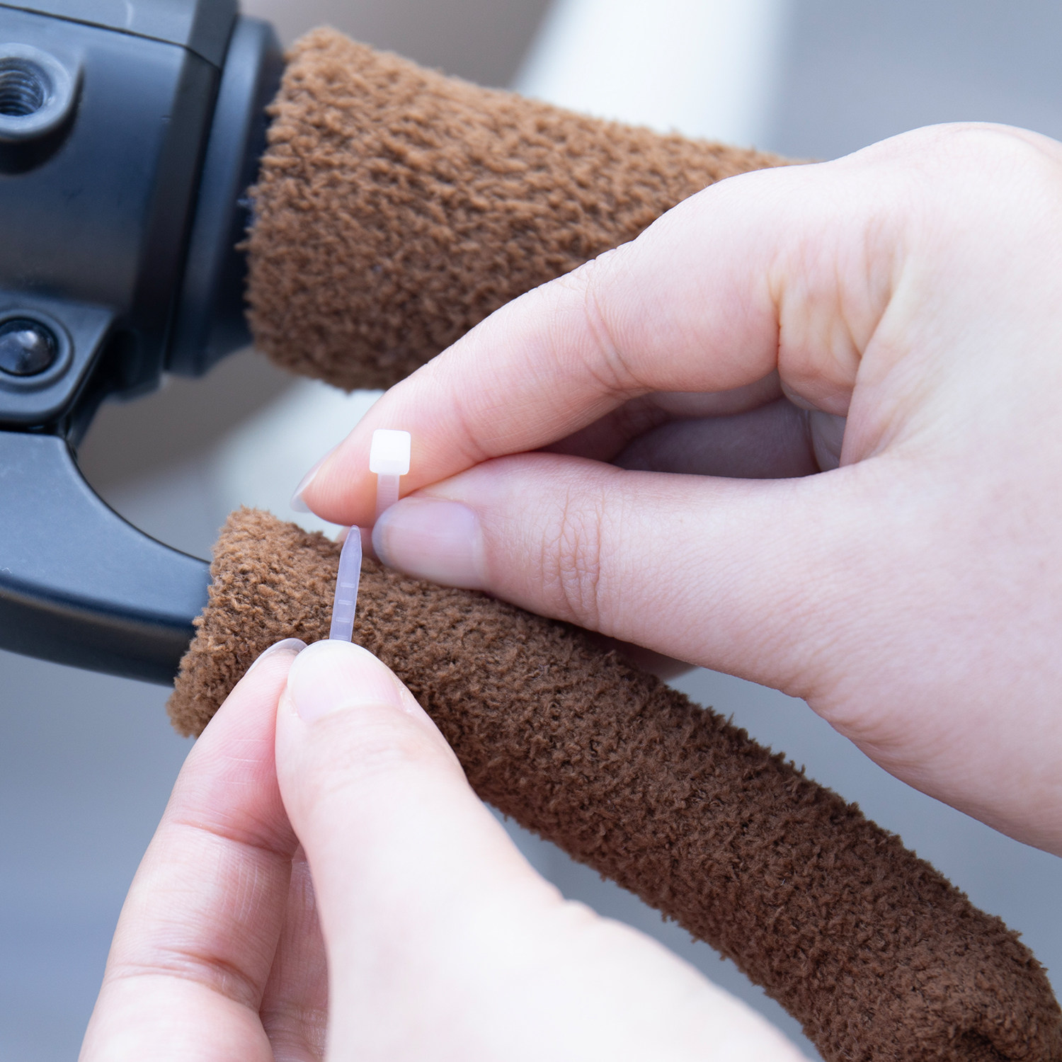 电动车把套冬季车把套加绒加厚通用手把套带三轮车摩托把手套保暖,淘宝优惠券,粉丝福利购,淘宝优惠卷