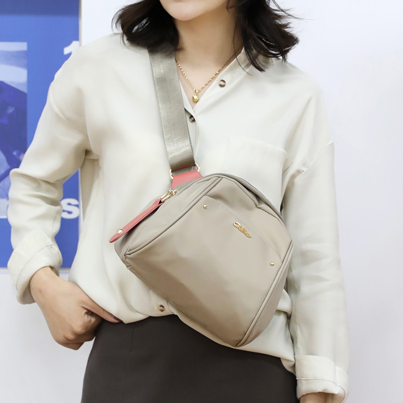 女2023新款质感尼龙百搭妈妈斜挎包 米格莱思女士包袋