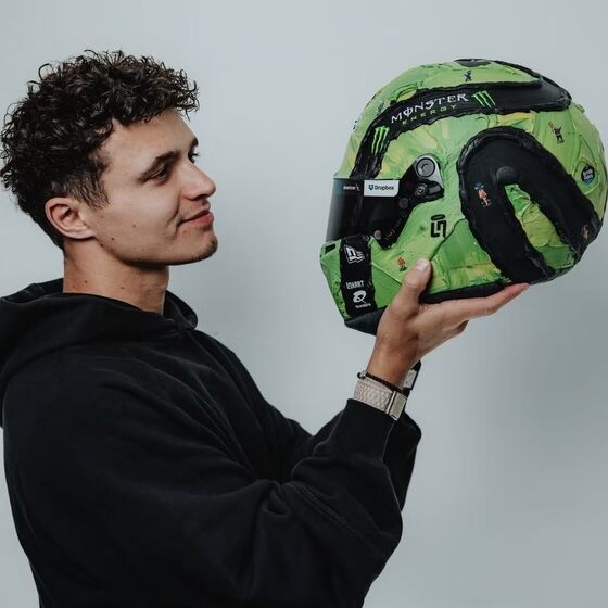 Now 1 5 SPARK McLaren F1 Norris 2025 USA Las Vegas Grand Prix special painted helmet model