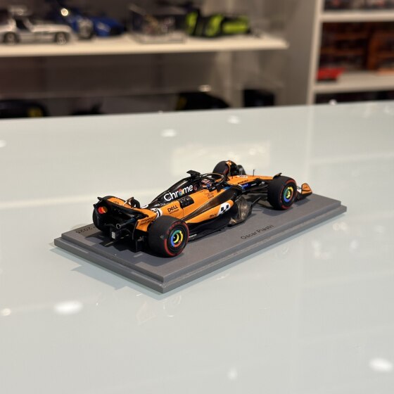 Now 1 43 SPARK Piastri MCL39 British special paint second Spanish special paint championship car model