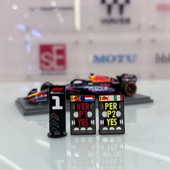 1 43 ​​Spark Red Bull F1 Team RB19 2023 Miami Grand Prix winning Verstappen racing car model