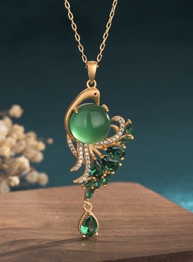 网红直播供货中国风古装旗袍配饰吊坠镶嵌天然玉髓孔雀锁骨项链女