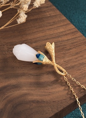 中国风复古宫廷设计玉兰花白玉烧蓝吊坠项链网红同款直播玉石挂件