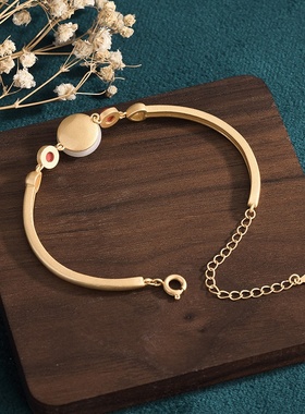 2022新款旗袍古装配饰中国风复古风镶嵌仿和田玉古法镀金手环手镯