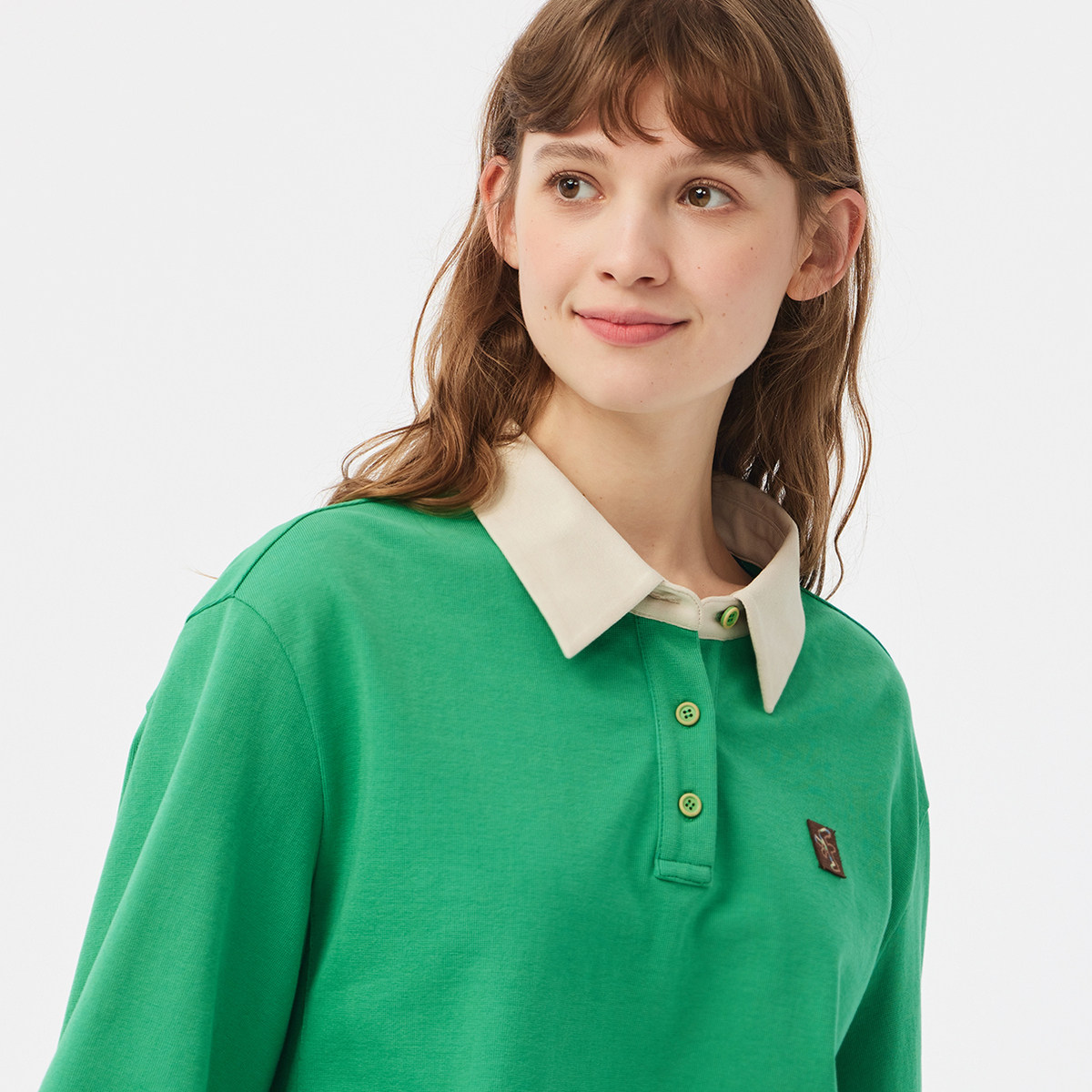 飞鸟和新酒商场同款女装新款短款小个子美式运动卫衣FR41010016