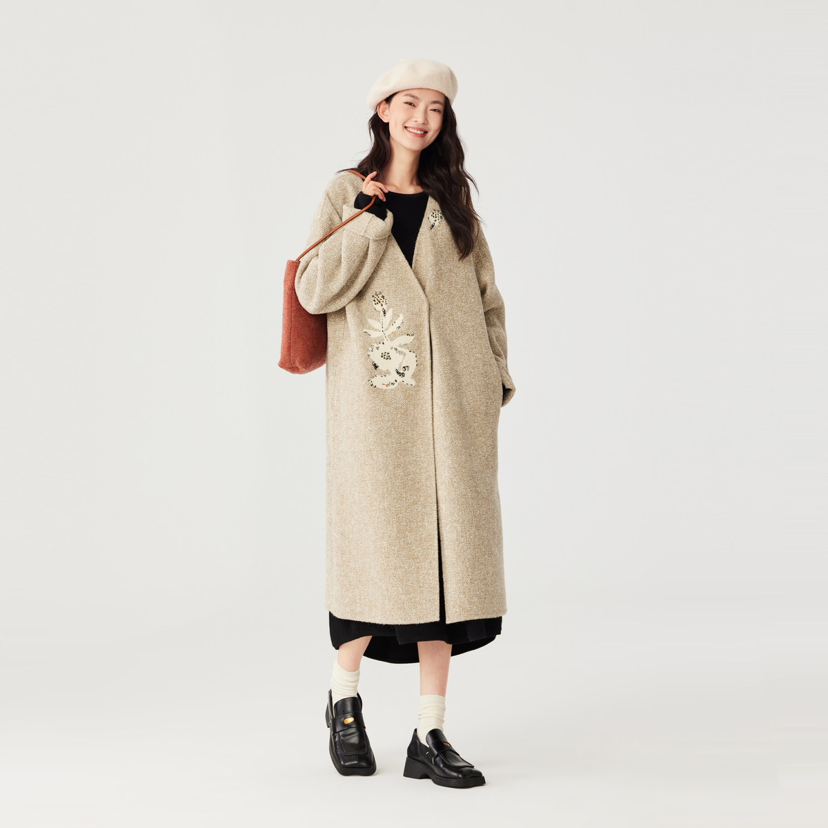 飞鸟和新酒商场同款女装新款宽松中长款毛呢大衣女FZ470051010