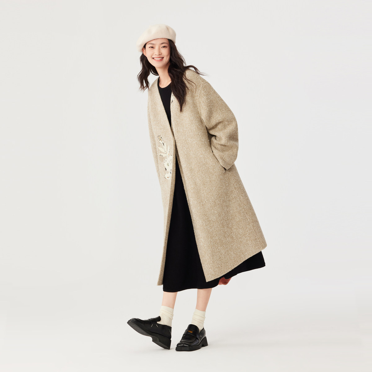 飞鸟和新酒商场同款女装新款宽松中长款毛呢大衣女FZ470051010