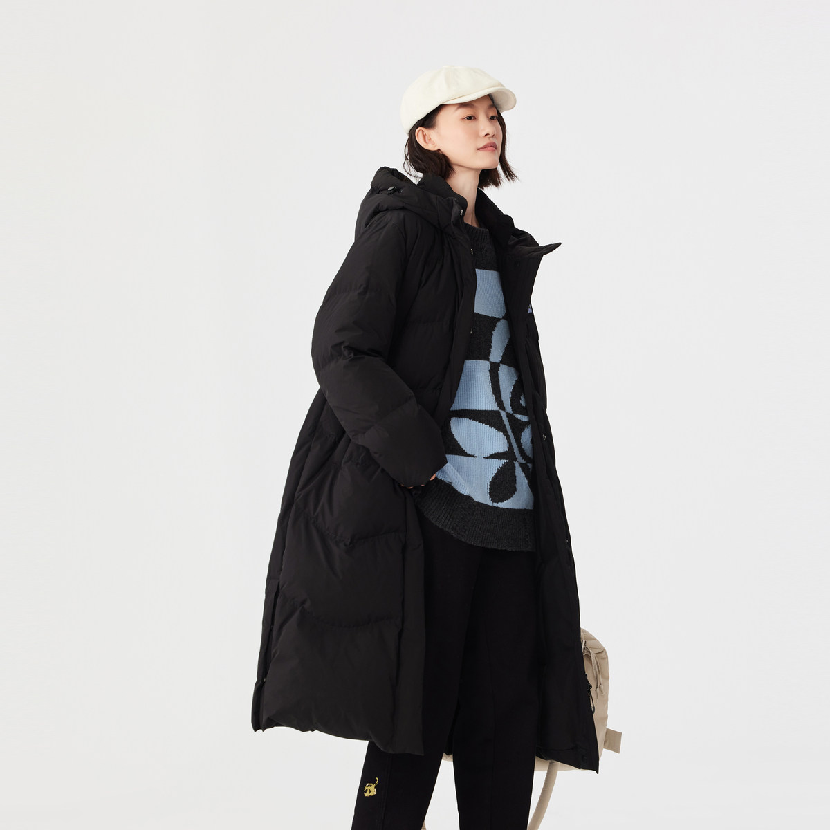 飞鸟和新酒商场同款女装新款黑色带帽长款羽绒服女FZ470012054