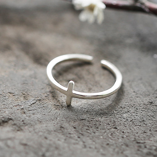 S925纯银学生戒指日韩版简约个性十字架简约开口小清新戒指女尾戒 - 图2