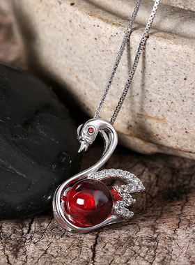 s925纯银石榴石锁骨链女高级感