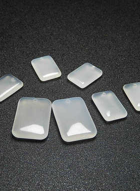 天然小方牌男女挂件白色玛瑙玉坠