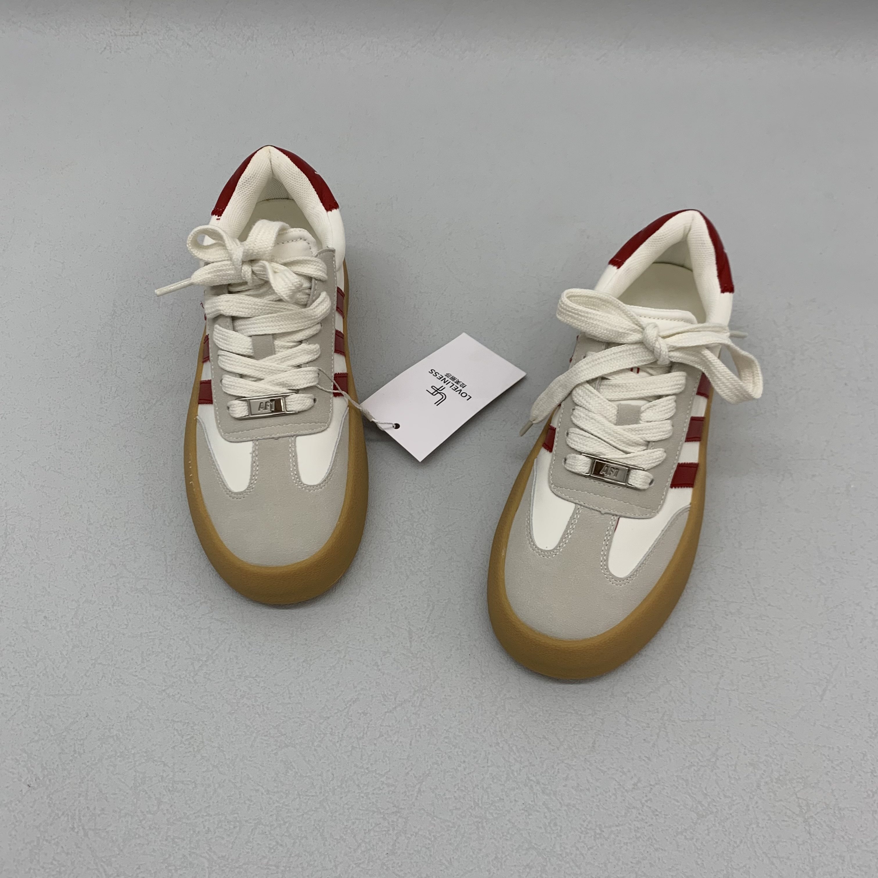 经典百搭~出口外贸原单大码女鞋圆头平底德训鞋时尚拼接休闲板鞋,淘宝优惠券,粉丝福利购,淘宝优惠卷