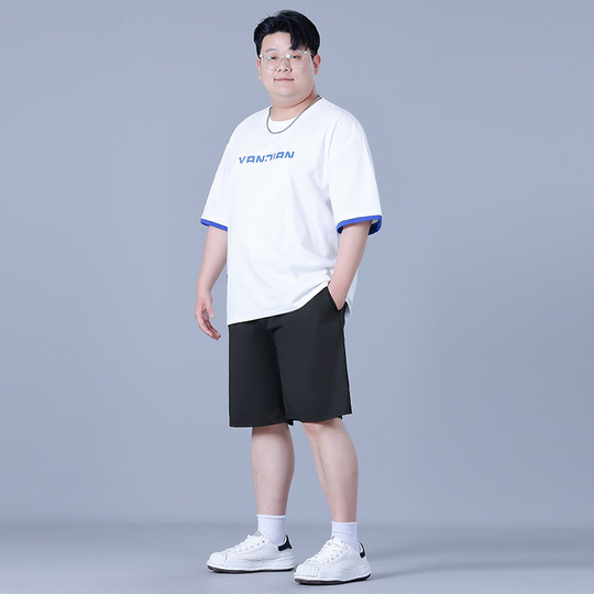 T-shirt à manches courtes masculin 2025 Nouveaux vêtements pour hommes de grande taille plus grosse