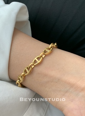 金色猪鼻子手链小众时髦高级感女