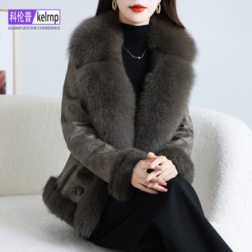 獭兔毛皮草外套女2026冬新短款优雅温柔风狐狸毛领真皮毛一体大衣 - 图2