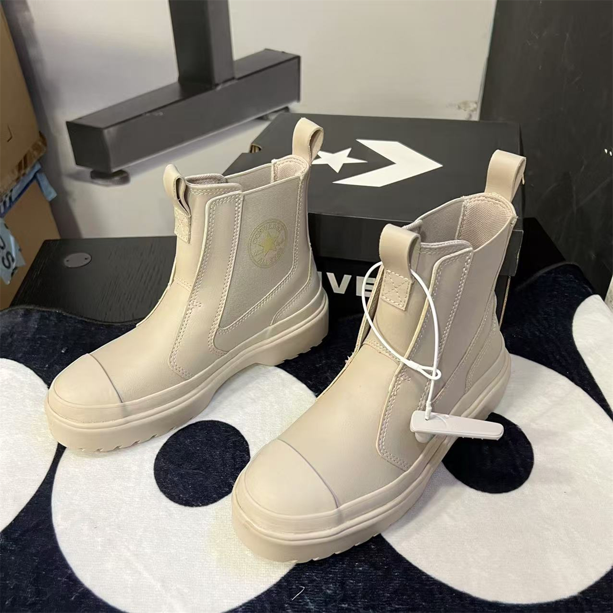 匡威CONVERSE复古中帮米色切尔西厚底短靴休闲保暖A08395c - 图0