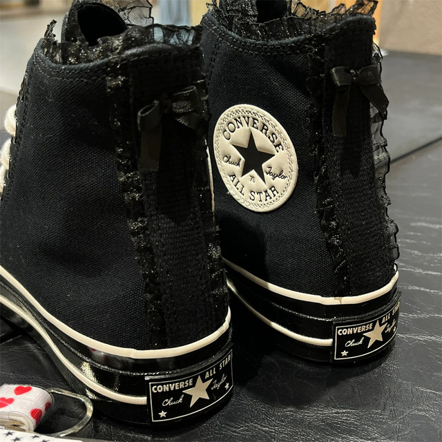 Converse 1970S retro black lace sweet and cool punk style high-top canvas shoes A10026c Converse 1970S retro black lace sweet and cool punk style high-top canvas shoes A10026c