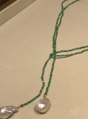 小众设计款复古祖母绿项链