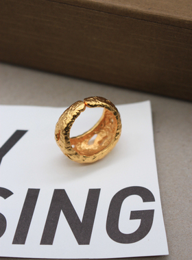 小众设计月牙镂空戒指