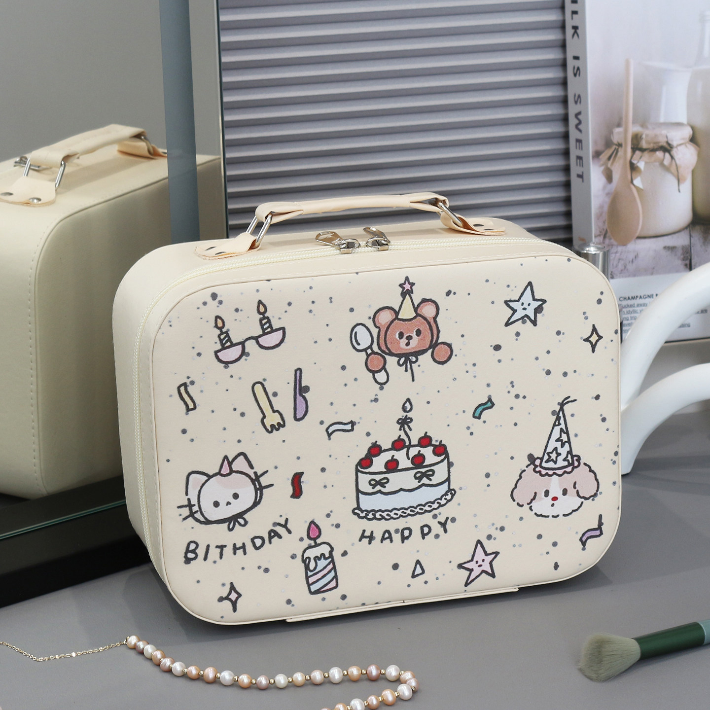 高颜值带灯补妆化妆箱带镜子LED化妆包手提便携大容量盒收纳箱,淘宝优惠券,粉丝福利购,淘宝优惠卷