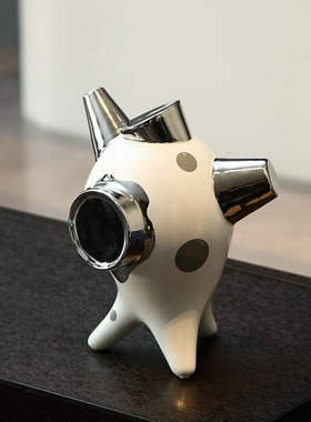 抽象异形外星人陶瓷儿童摆件装饰