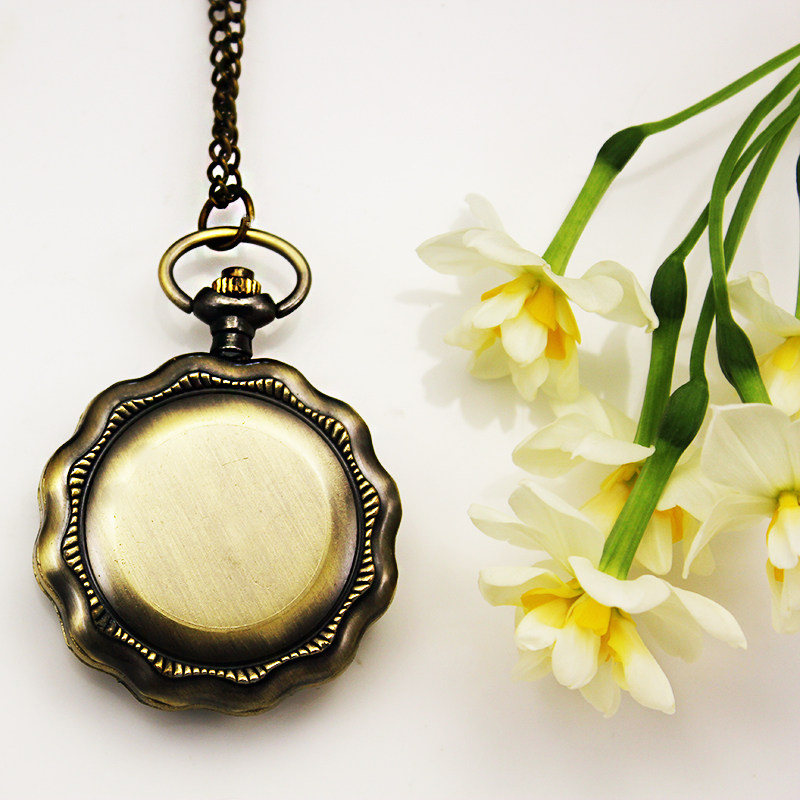 流行石英表经典翻盖复古学生挂链表 木川怀表