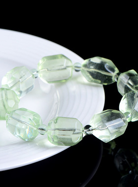 久雅水晶 天然绿萤石切角手链 清新绿色萤石随型手串 厂家直销