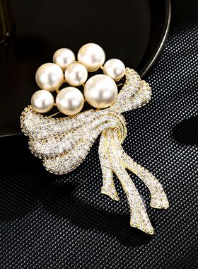 法式轻奢多珠手捧花胸针女高级感优雅气质百搭花束胸花别针配饰