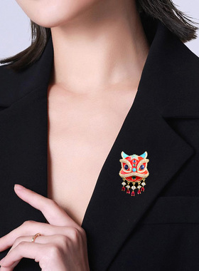 中国红珐琅彩国风醒狮吊坠胸针个性男女国潮西装配饰别针胸花礼物