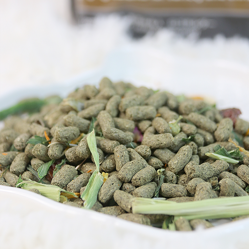 SWEET BI碧甜龙猫粮食自然草本增肥美毛主粮富含花草螺旋藻1.5kg - 图2