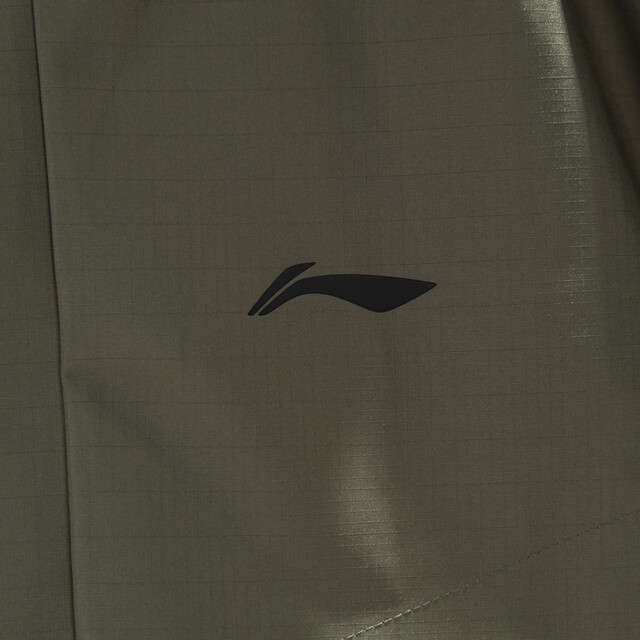 Li Ning three-in-one sports windbreaker prevents water splashing