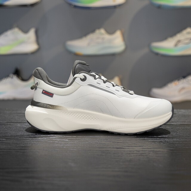 Li Ning cushioning men's lace-up water-repellent casual shoes