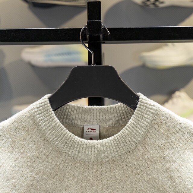 Li Ning pullover knitted sweater keeps warm and comfortable