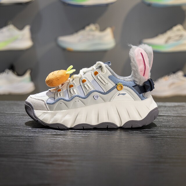 Li-Ning shock-absorbing and resilient women's lace-up casual shoes