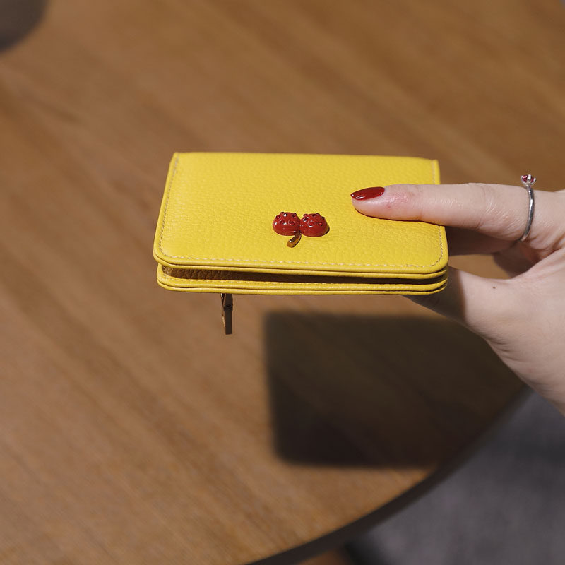 2020新款时尚迷你女短款真皮小钱包 mllecoco钱包